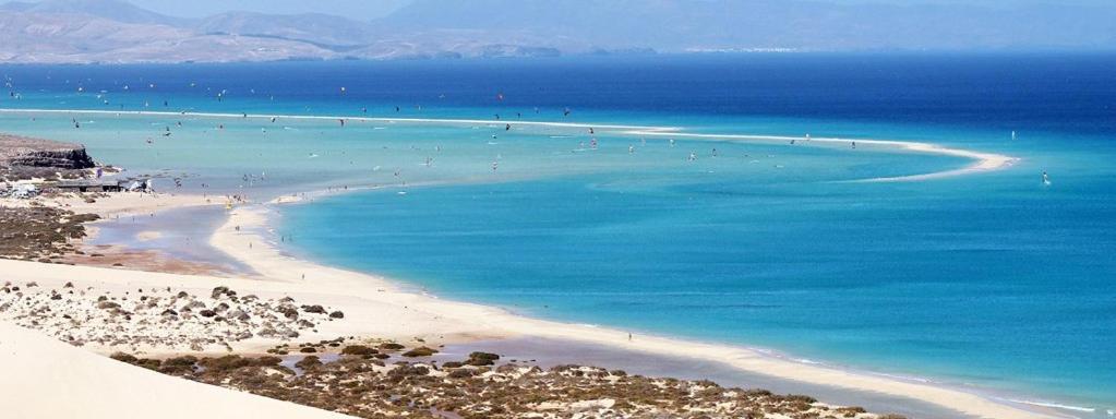 Appartement Beautiful Garden Flat Nearly Refurbished Free Wifi à Corralejo Extérieur photo
